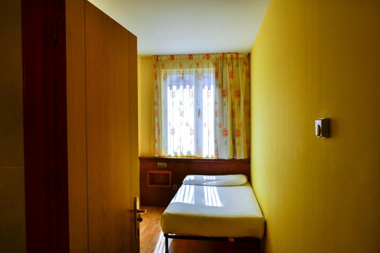 Alda Via De La Plata Rooms La Bañeza Esterno foto